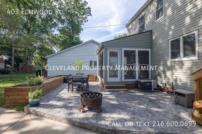Building Photo - 403 Elmwood Rd