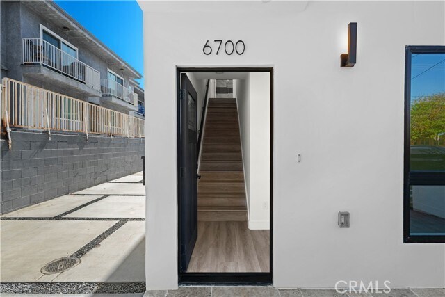 Building Photo - 6700 Kester Ave