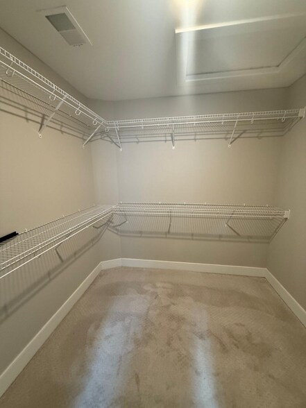 Building Photo - 5349 Ocean Village Dr