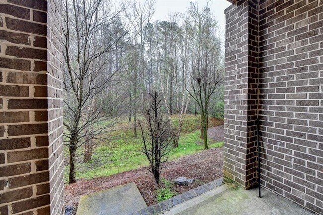 Building Photo - 2405 Tenor Ln