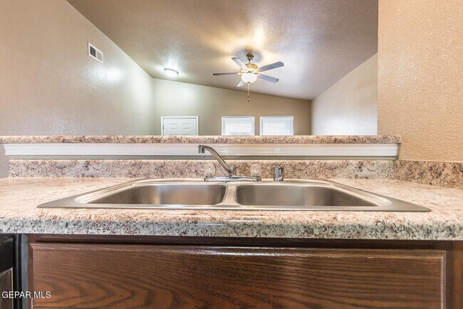 Building Photo - 10712 Blue Sage Cir
