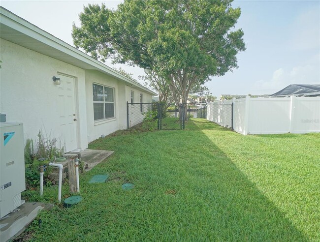 Building Photo - 705 Spanish Main Dr