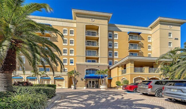 Building Photo - 1064 N Tamiami Trl