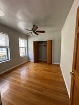 Building Photo - 4237 N Paulina St