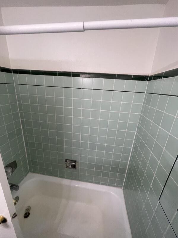 Building Photo - 1675 S State St