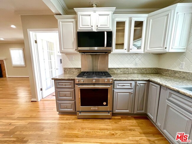 Building Photo - 3317 Burritt Way
