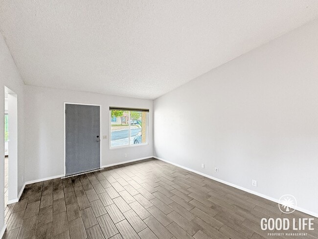 Building Photo - Renovated San Marcos Home with Fruit Trees & Large Yard