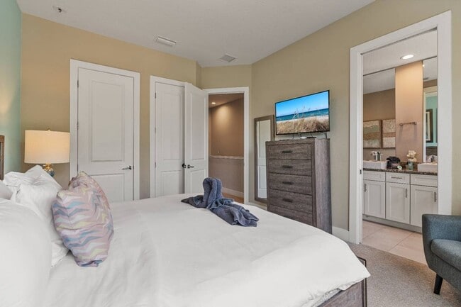 Building Photo - 2664 Sunrise Shores Dr