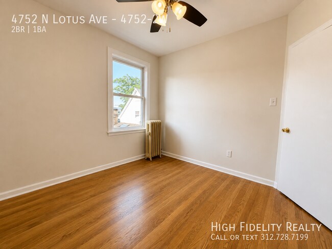 Building Photo - 4752 N Lotus Ave