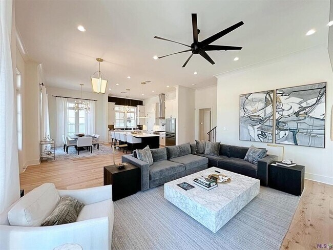 Building Photo - 4 Bedroom House in Pointe Marie- Furnished or unfurnished rental options available.