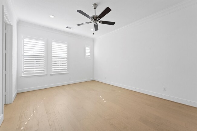 Building Photo - 3504 Bridgewater Oaks Ln