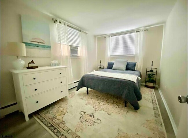 Building Photo - 512 W Brigantine Ave