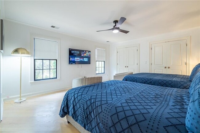 Building Photo - 1219 Moores Mill Rd NW