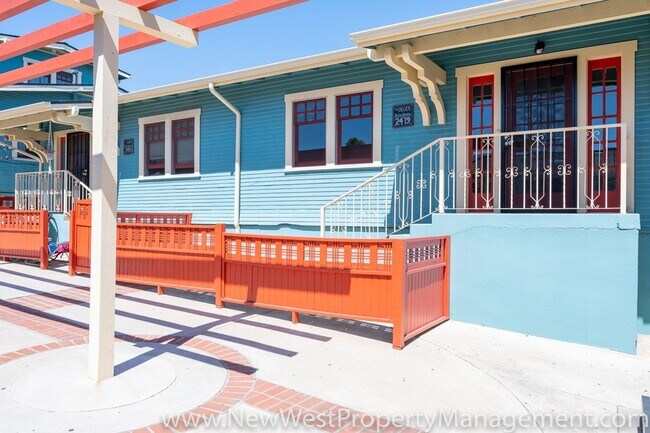 Building Photo - Charming Sherman Heights 2-Bedroom, Available Now!
