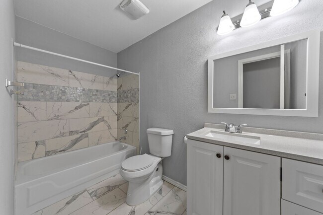 Building Photo - 128 Overbrook Dr
