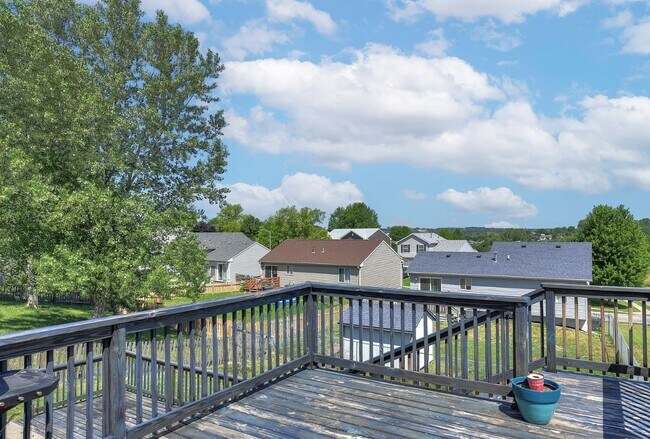 Building Photo - 7910 Redick Ave