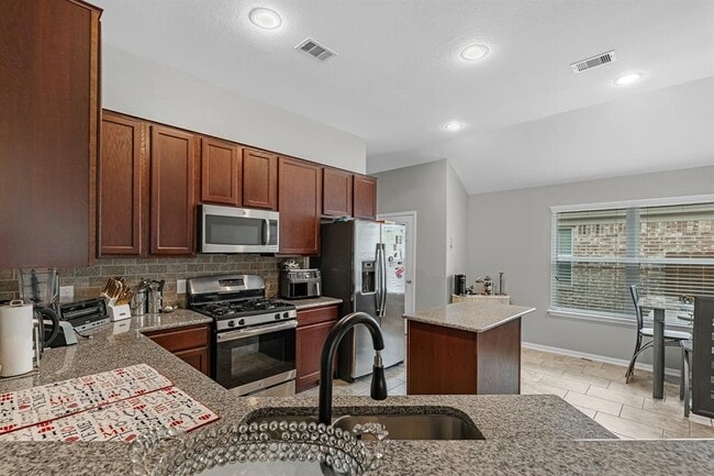 Building Photo - 1811 Buttonwood Trail