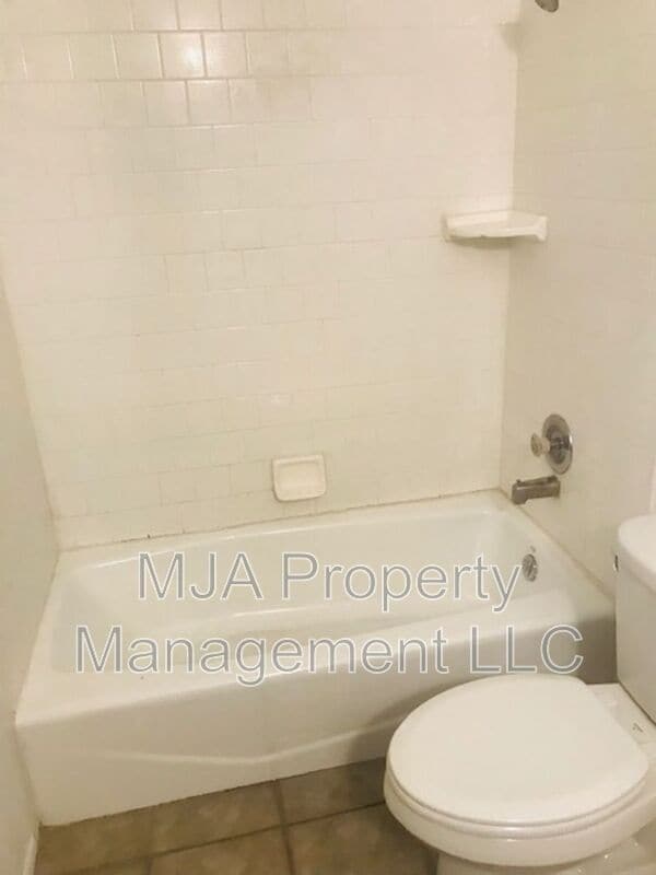 Building Photo - 1413 W 1650 N