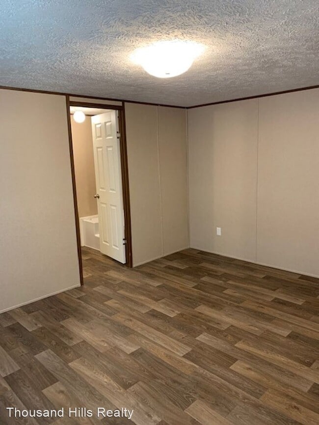 Building Photo - 2 br, 2 bath House - 640 State Highway 248...