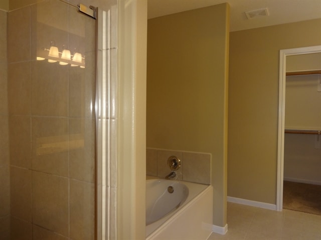 Building Photo - 16727 Foursquare Dr