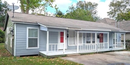Building Photo - 214 W Marion St