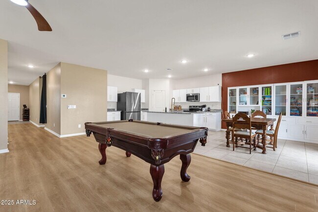 Building Photo - 13330 E Sunflower Ln