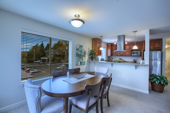 Building Photo - 3232 15th Ave W