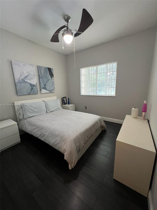 Building Photo - 7340 NW 114th Ave