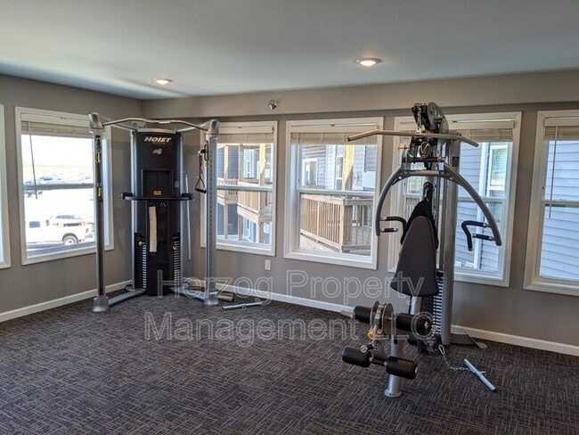 Building Photo - 1021 30th St NW