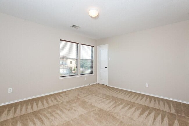 Building Photo - 7615 Shavano Ln