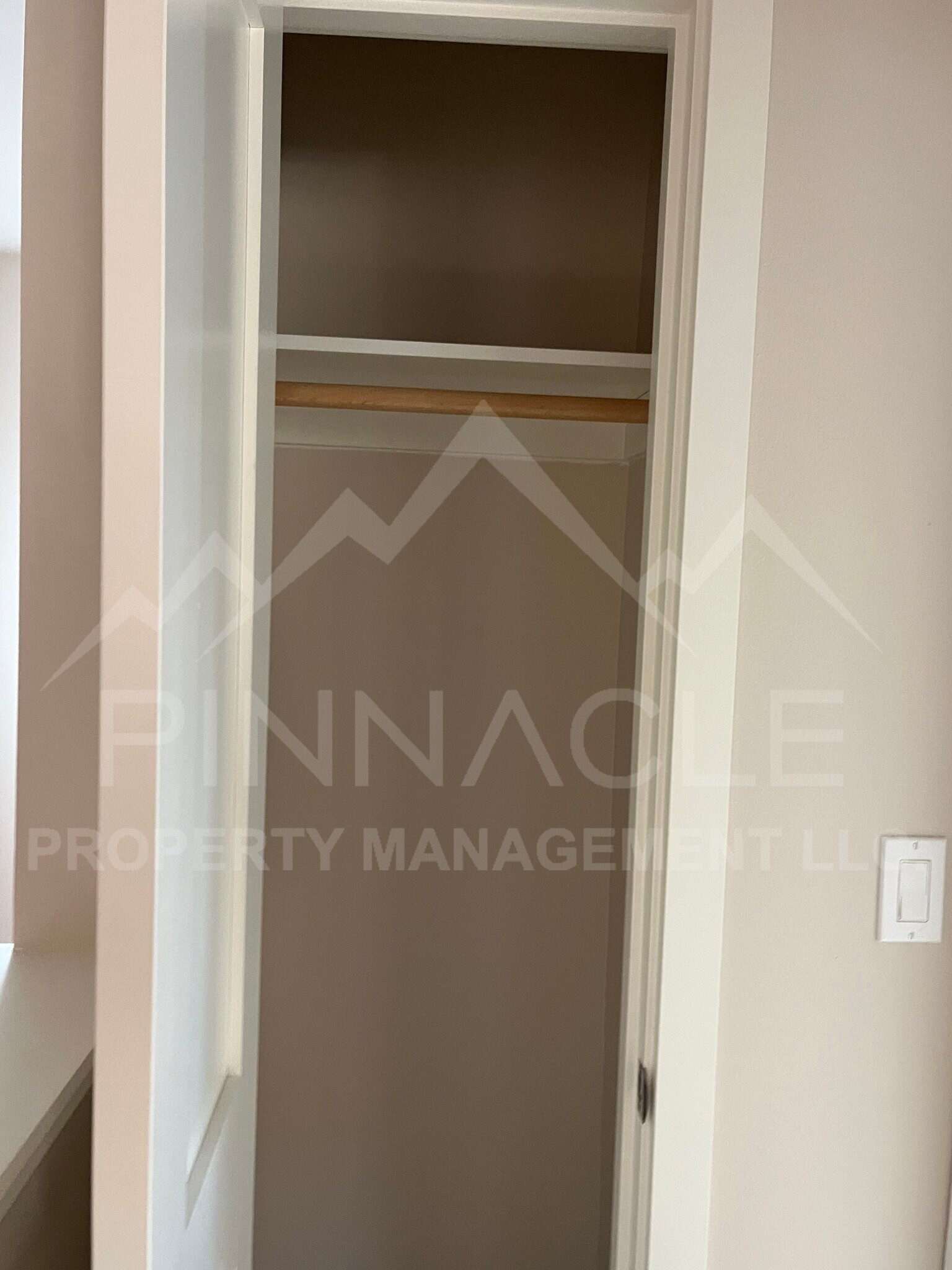 Building Photo - 15 Chicago Ave