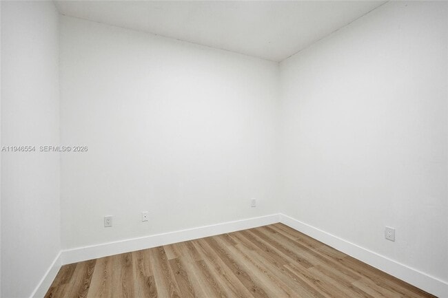 Building Photo - 1846 Racquet Ct