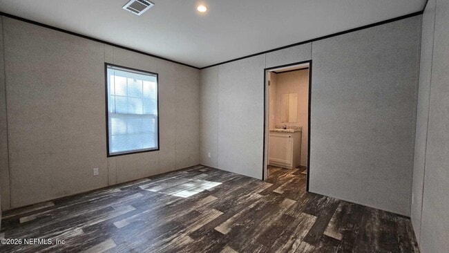 Building Photo - 1726 Bermuda Rd