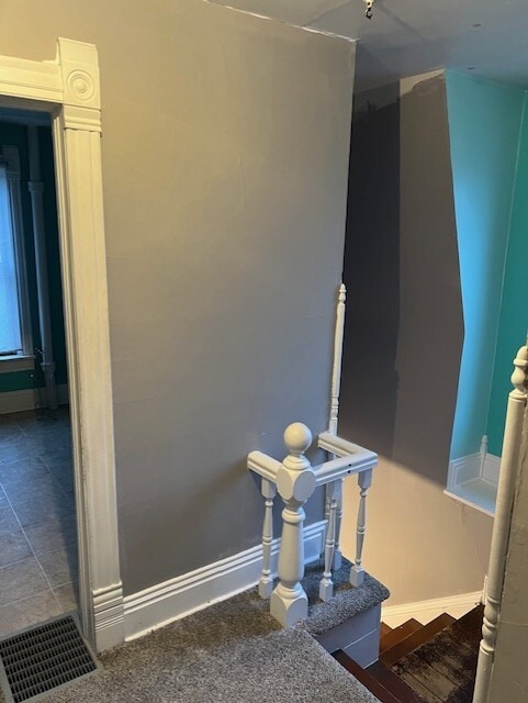 Building Photo - 111 Farnham St