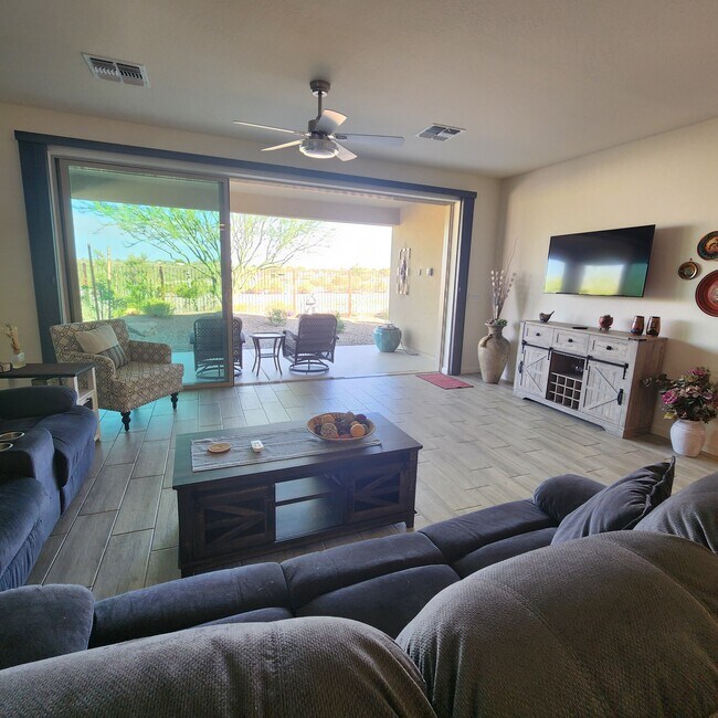 Building Photo - 4334 Ponderosa Trl
