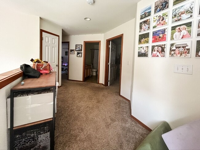 Building Photo - 3BD 2.5BA in LSSD