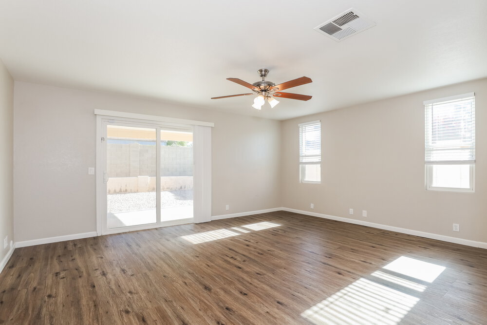 Building Photo - 23837 N 40th Dr