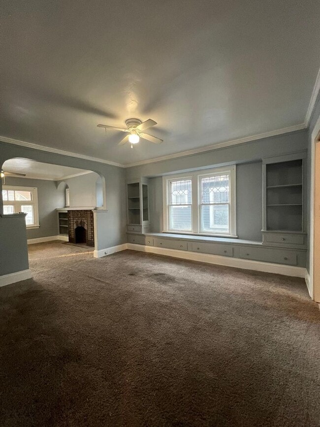 Building Photo - 9913 Mt Auburn Ave