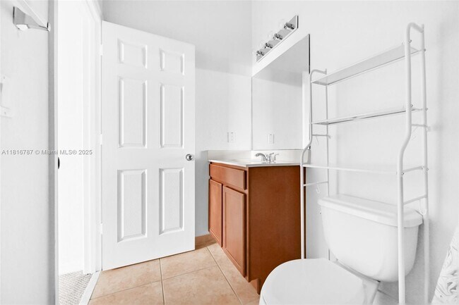 Building Photo - 10870 NW 88th Terrace