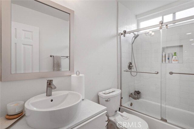 Building Photo - 25902 Vía Del Sur