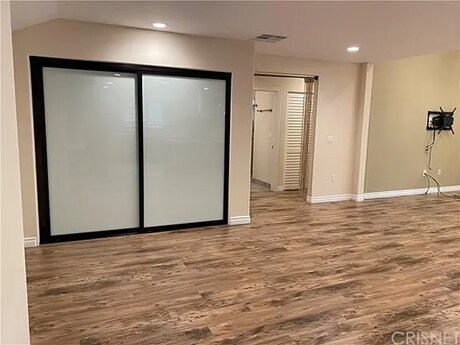 Building Photo - 6657 Enfield Ave