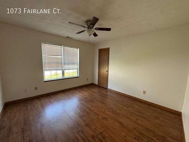 Building Photo - 1073 Fairlane Ct