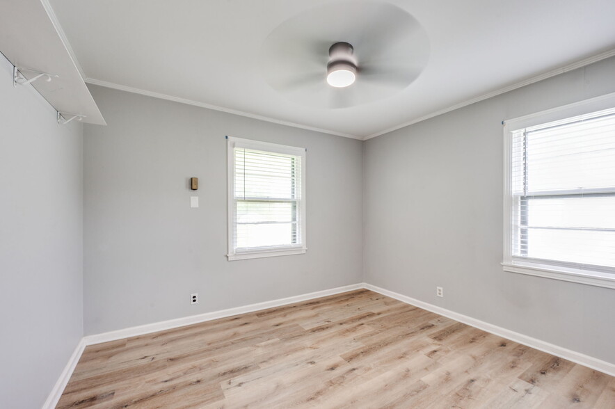 Building Photo - 176 Woodson Ln
