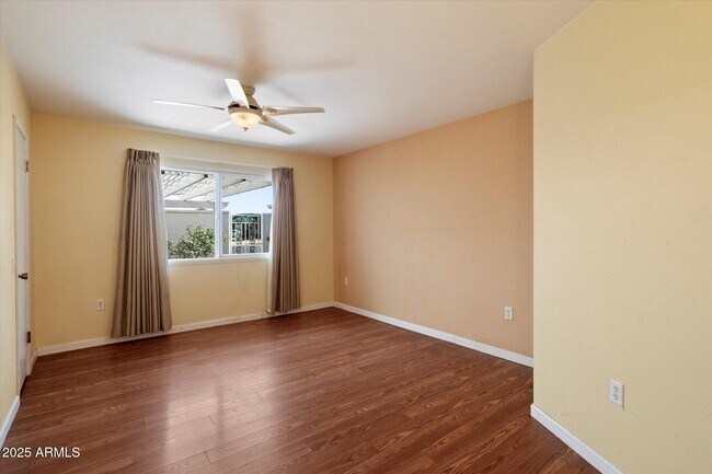 Building Photo - 10518 W Indian Wells Dr