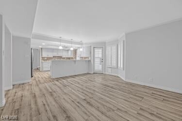 Building Photo - 4932 Tierra Del Sol Dr