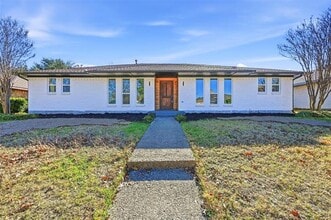 Building Photo - 423 Provincetown Ln