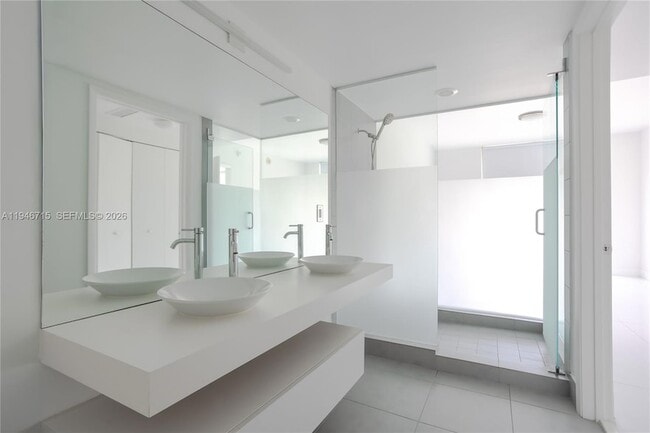 Building Photo - 92 SW 3rd St