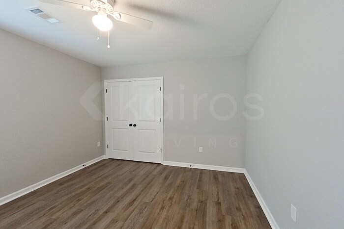 Building Photo - 132 Cottage Grove Rd