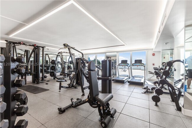 Building Photo - 345 Ocean 607