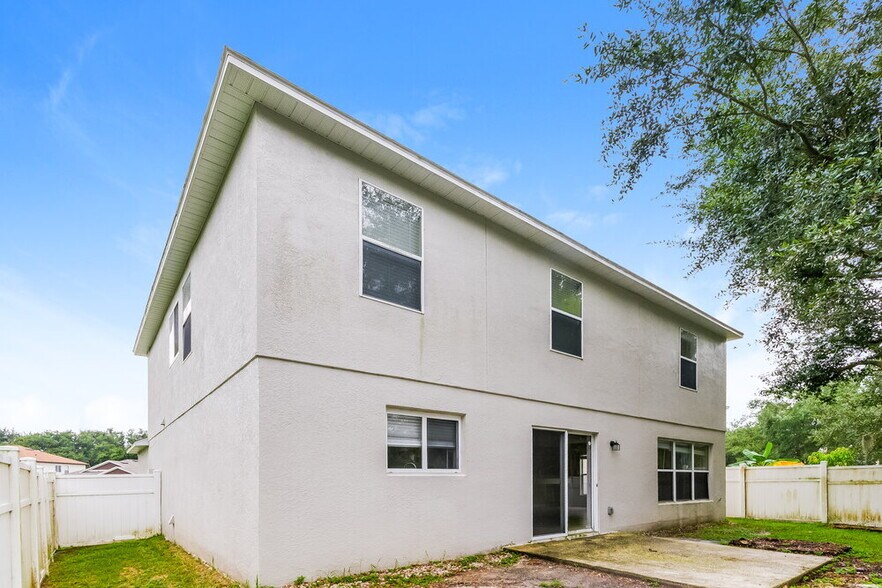 Building Photo - 16805 Gold Star Ct